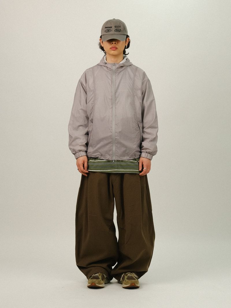 AND Pin-tuck Balloon Pants