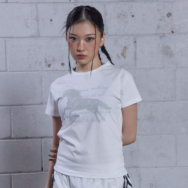 DAUSPICE(DUC)（ダウスピス）の「(DUC) GA Semi-Crop Short-Sleeve T-Shirt White（Tops）」