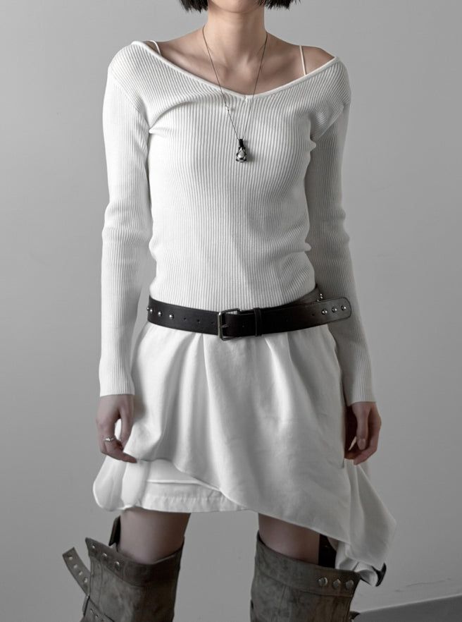mnem（ムネム）の「Ribbed Backless V-Neck Knit（Tops）」