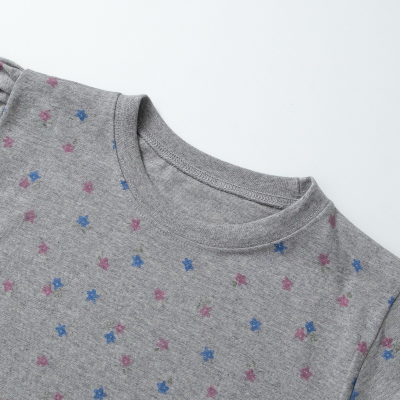 flowery shirring crop T