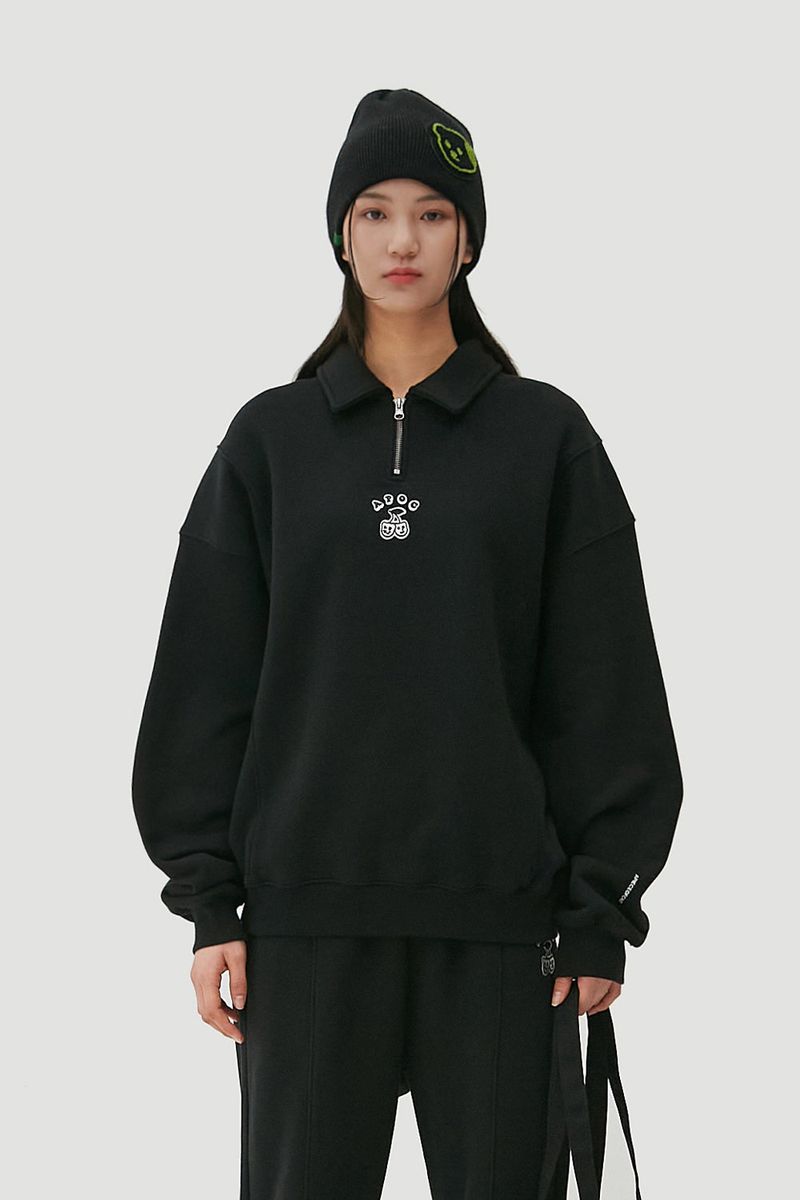 APIECEOFCAKE（ピースオブケイク）の「Cherry Bear Half Zipup Crewneck_Black（Tops）」