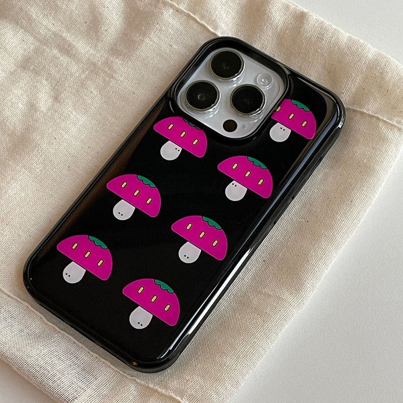 Ohyeah Nice Sohot（オナッソ）の「ストロベリーエポキシフォンケース（スマホグッズ/小物）」