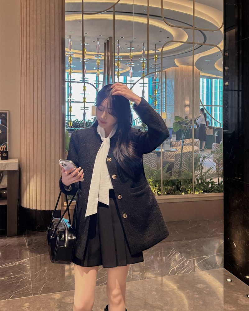 Tweed one piece jacket