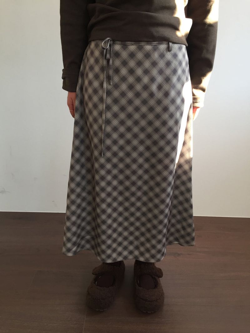 Mellow Chiffon Checkered Skirt (2 Colors)