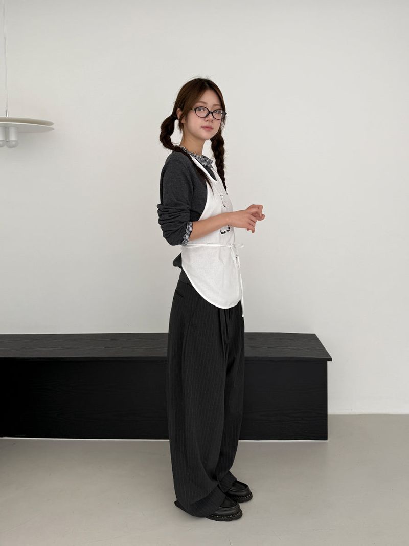 classic two tuck slacks