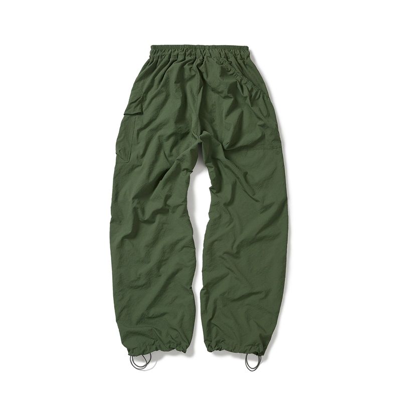 Packable parachute cargo pants / Evergreen