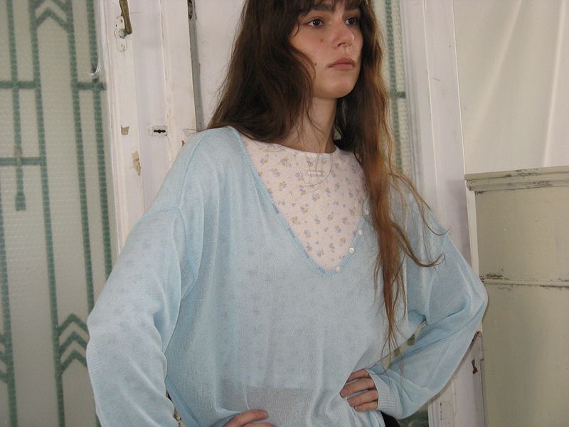 Button v-neck knit_skyblue