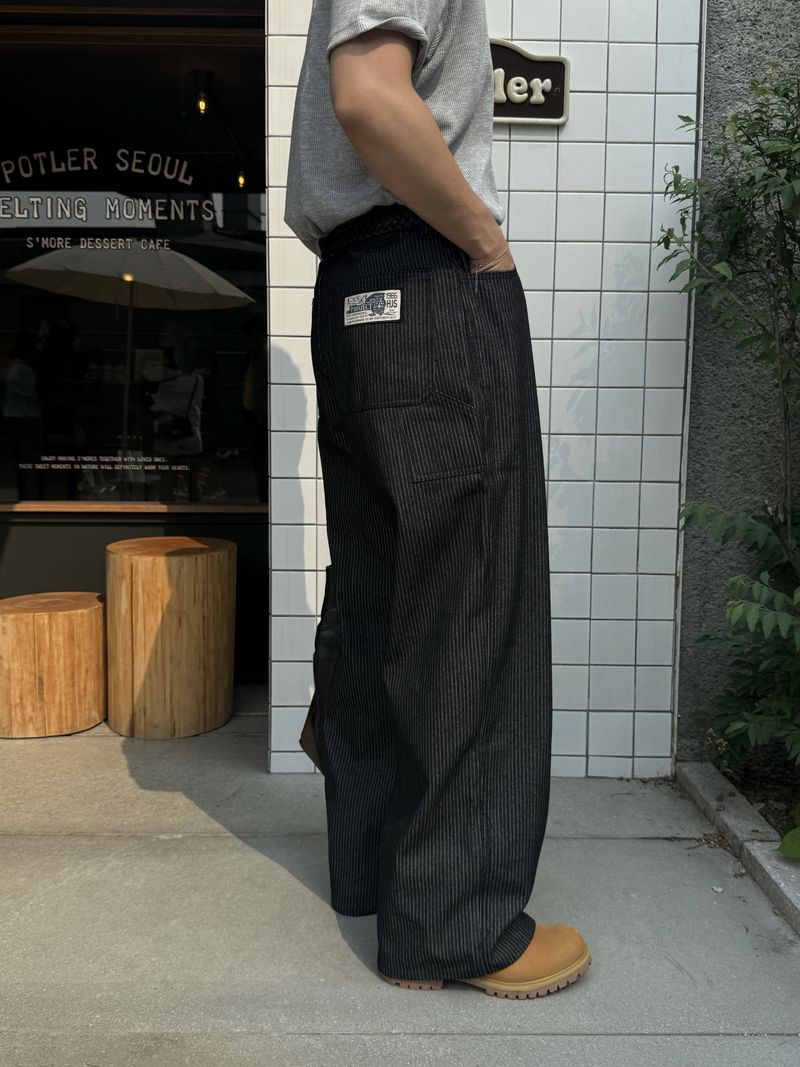 Pint stripe denim pants