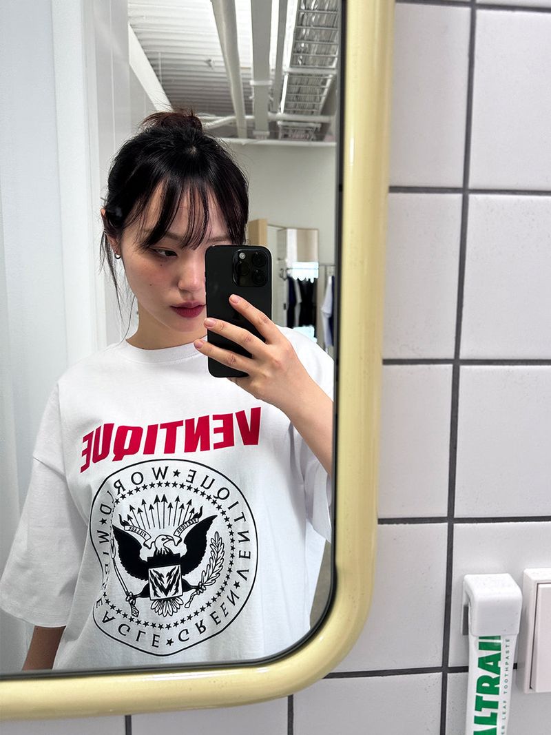 VENTIQUE Ramonez T-shirt 2color