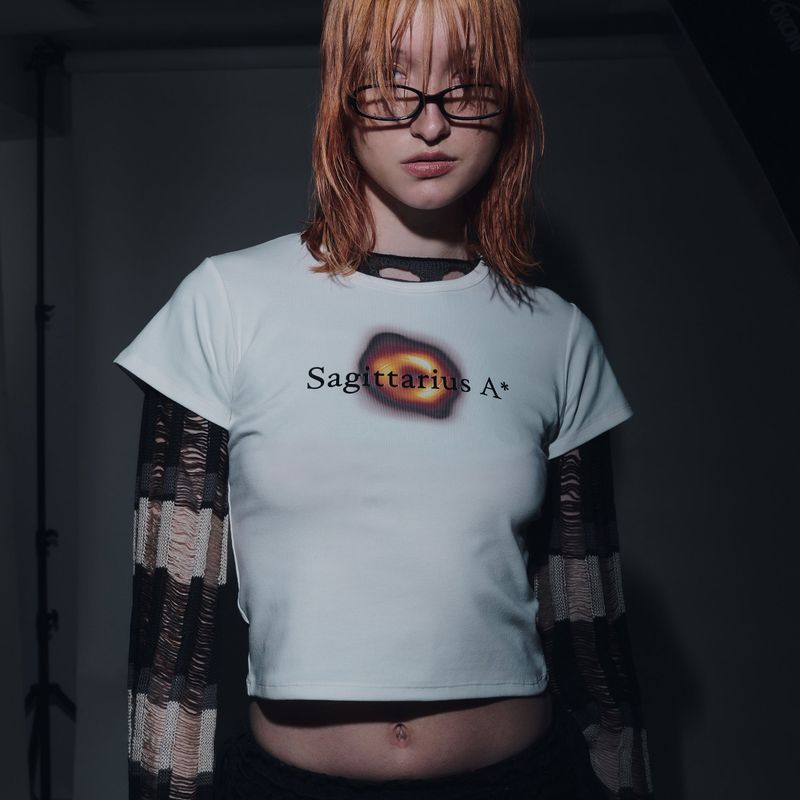 BLACK HOLE TEE