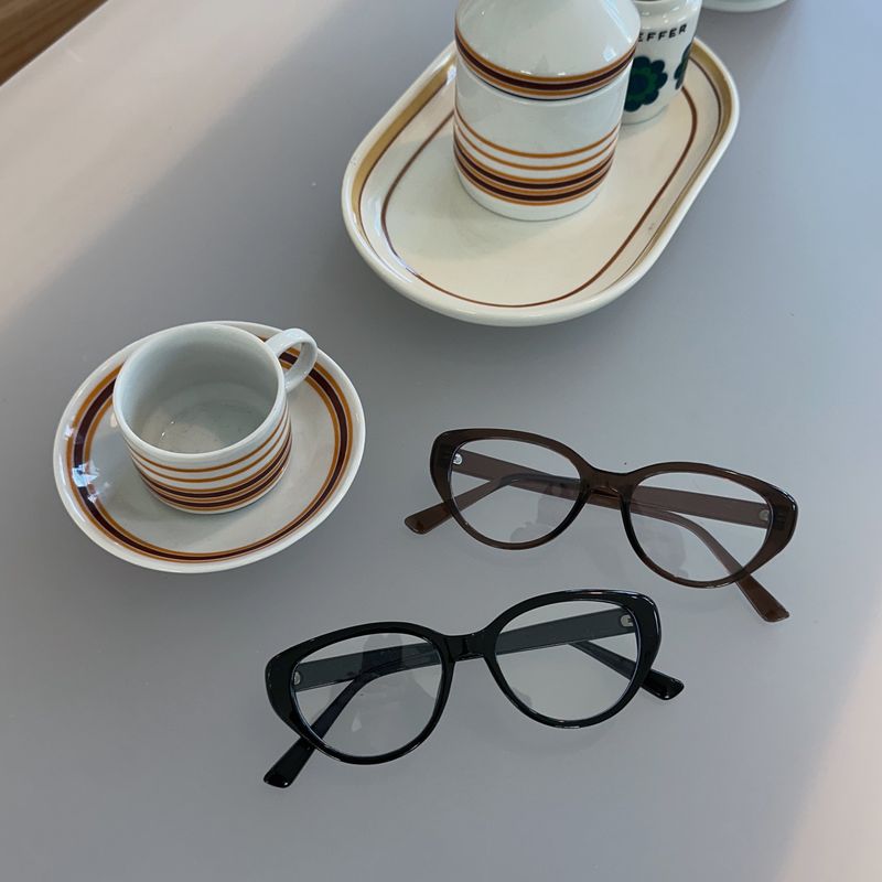Cat glasses