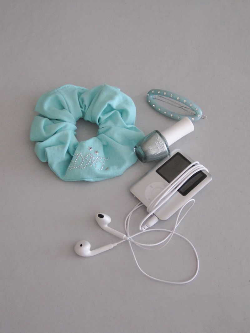 IDMT pop scrunchie (Mint)
