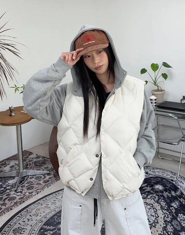 SATIIIZ（サティーズ）の「バイレンキルトパッドベスト（ジャケット/アウター）」