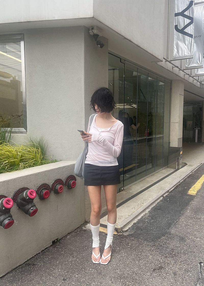 LOW MINI SKIRT