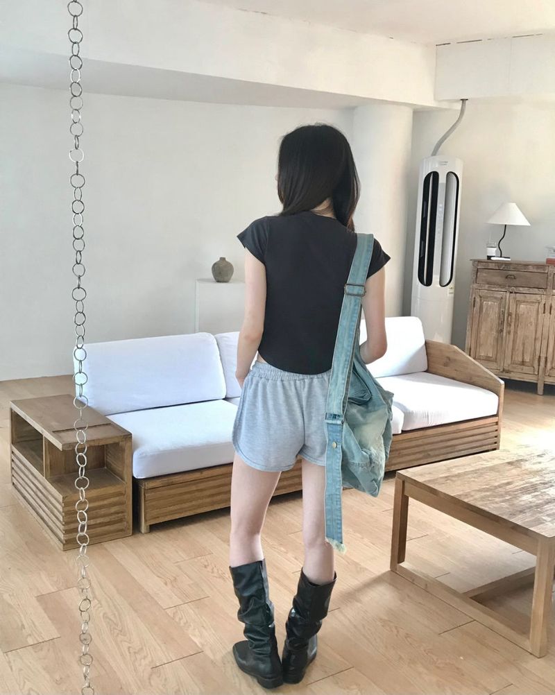Wiki pants