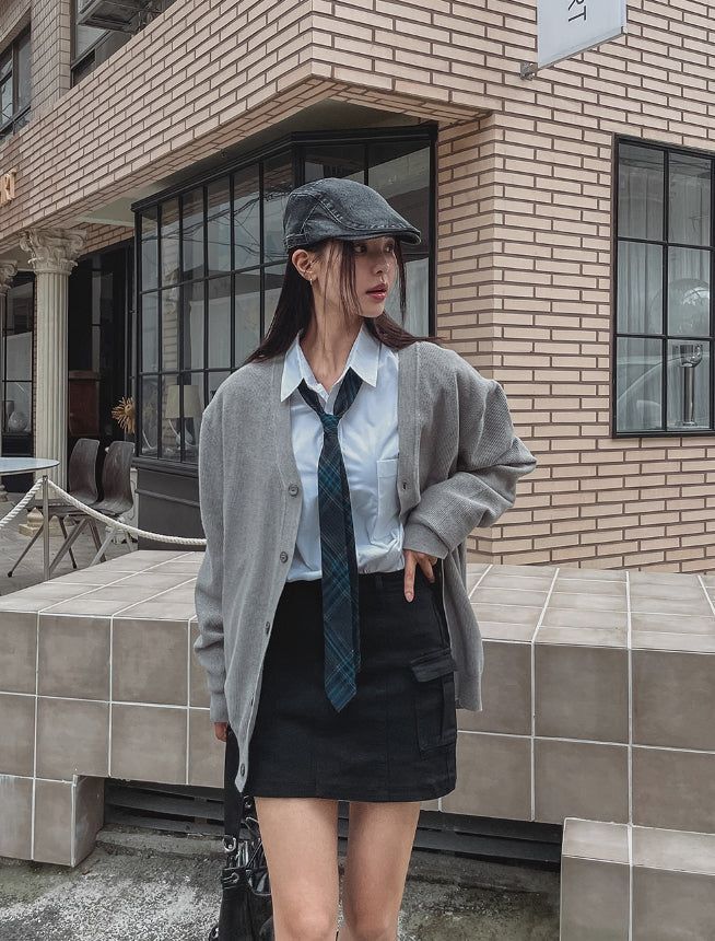 ケニンインシジョンカーゴミニスカート