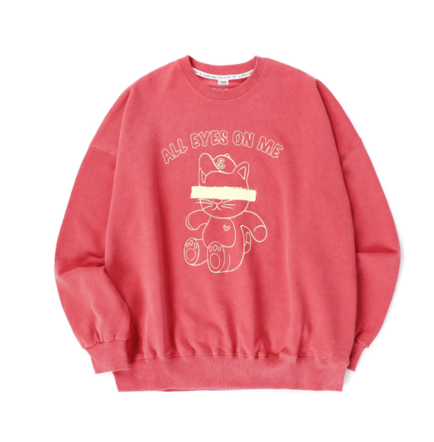 All eyes on me sweatshirt