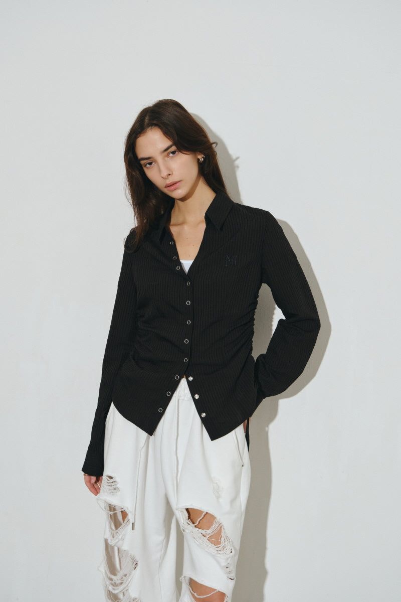 tt shirt (black)