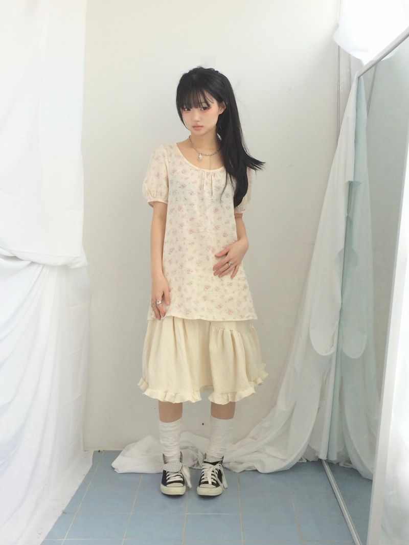 Pocket button puff blouse
