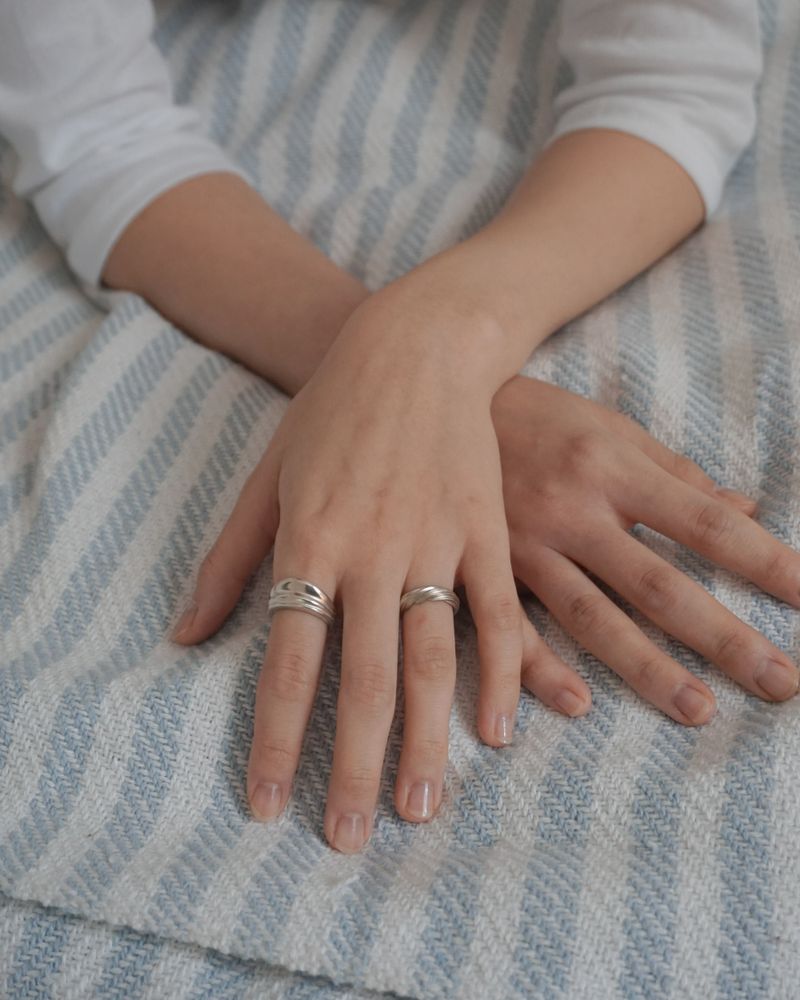 [925SILVER] DRAPE WAVE FRILL RING