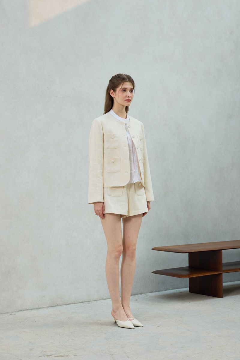 CHERISH TWEED SHORTS PANTS / WHITE