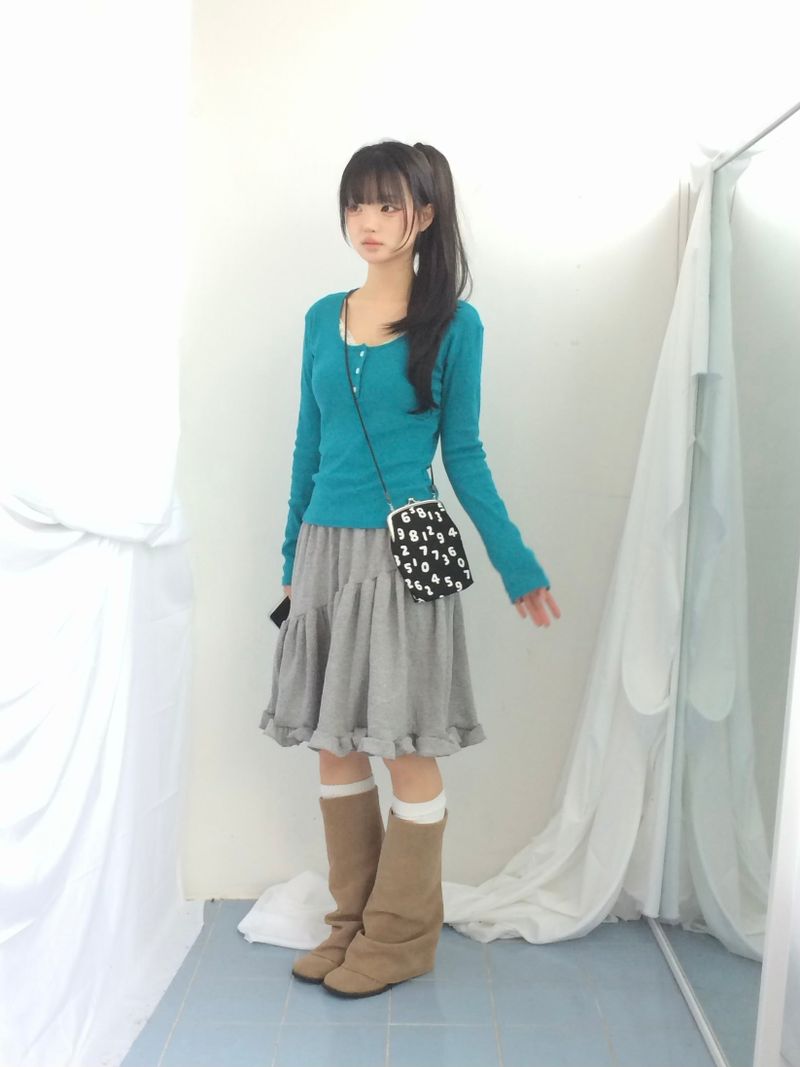 Flare cotton incision skirt