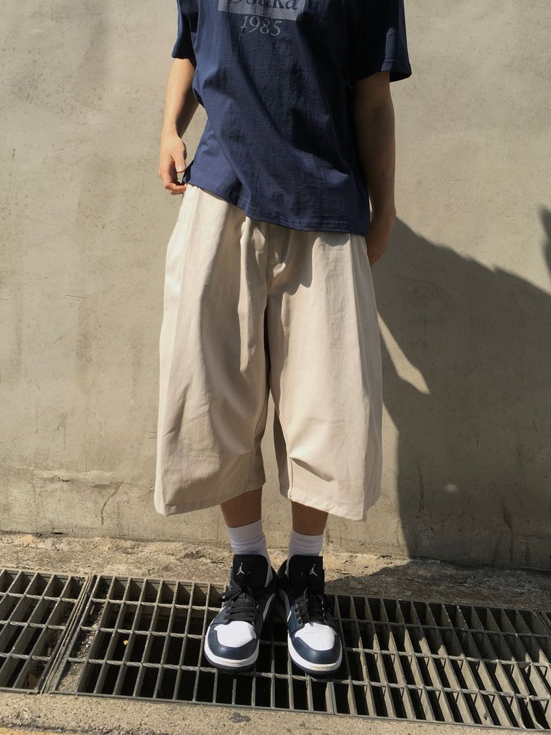 DISCERNMENT（ディサーンメント）の「ミオ ベーシック ピンタック バミューダ パンツ 2C（パンツ）」