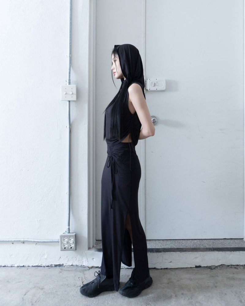 DESERT SHIRRING SLIT SK BLACK