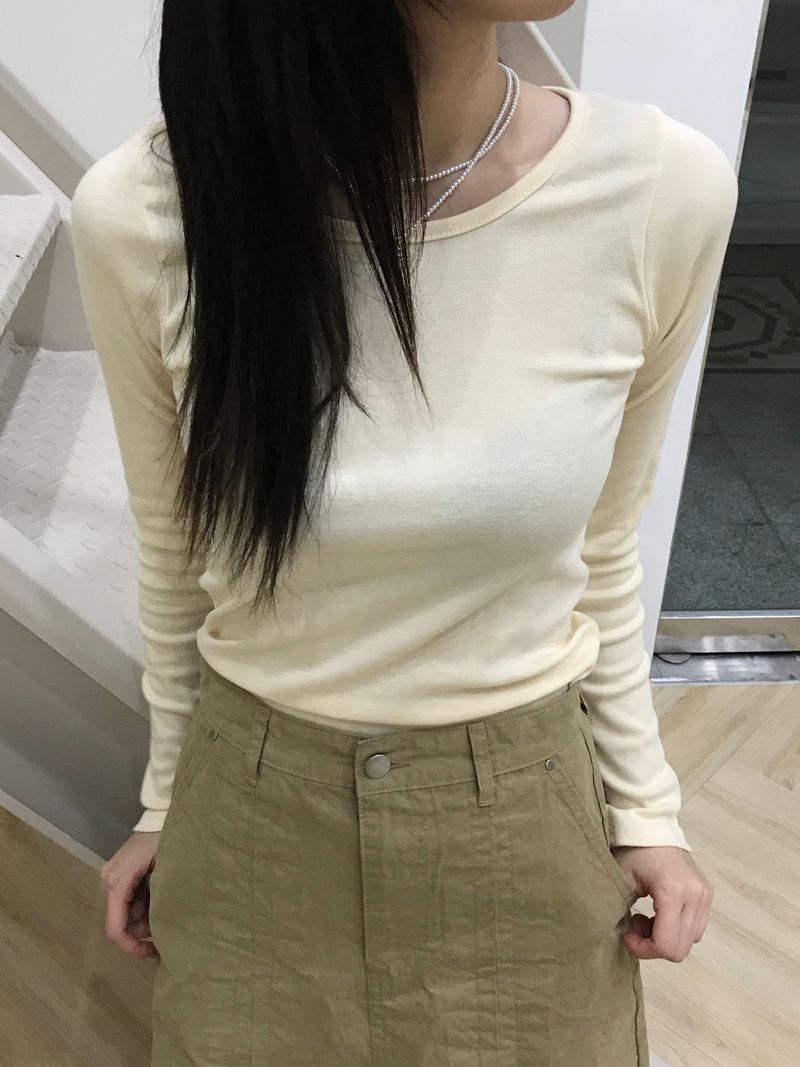 Daylight u-neck slim t