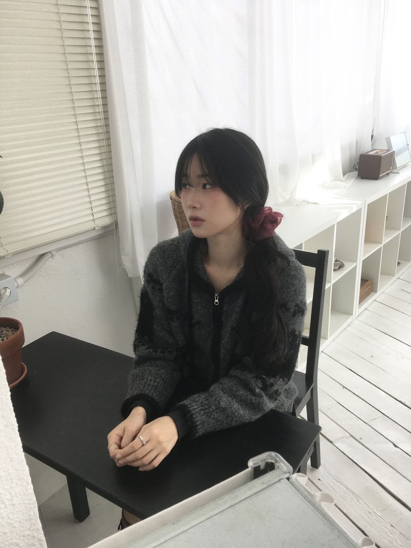 Meow Nordic Knit Zip-Up