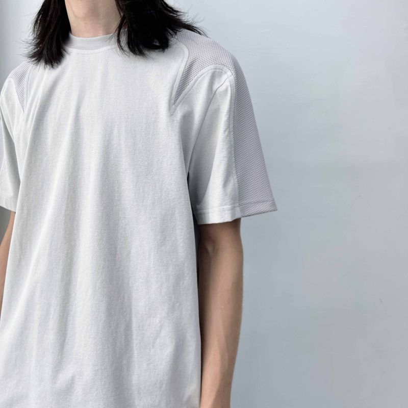 Minimal Paneled Loose Tee