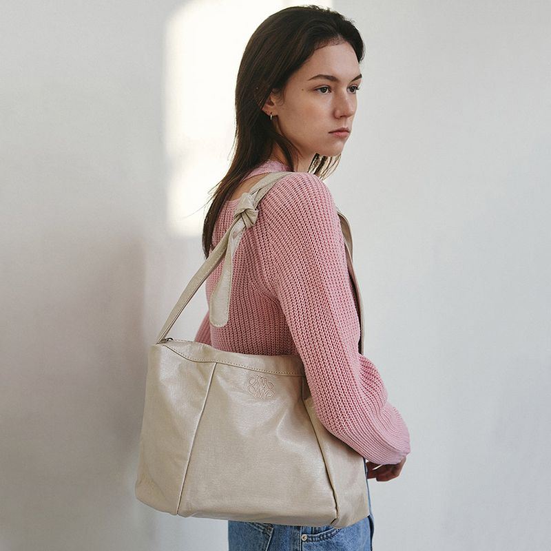 NICOLE SQUARE SHOULDER BAG_BLACK