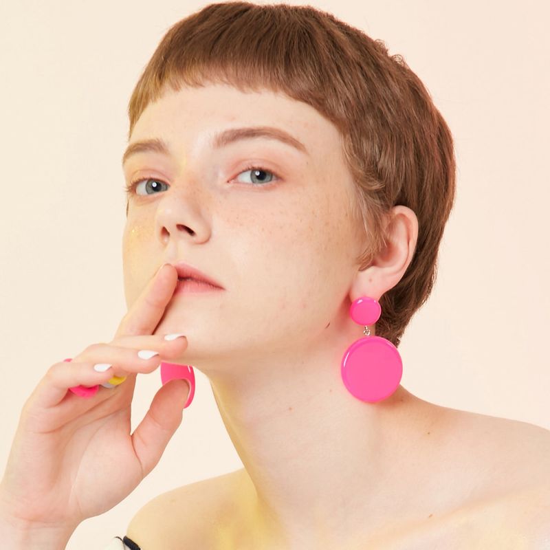 Round and Round - neon pink
