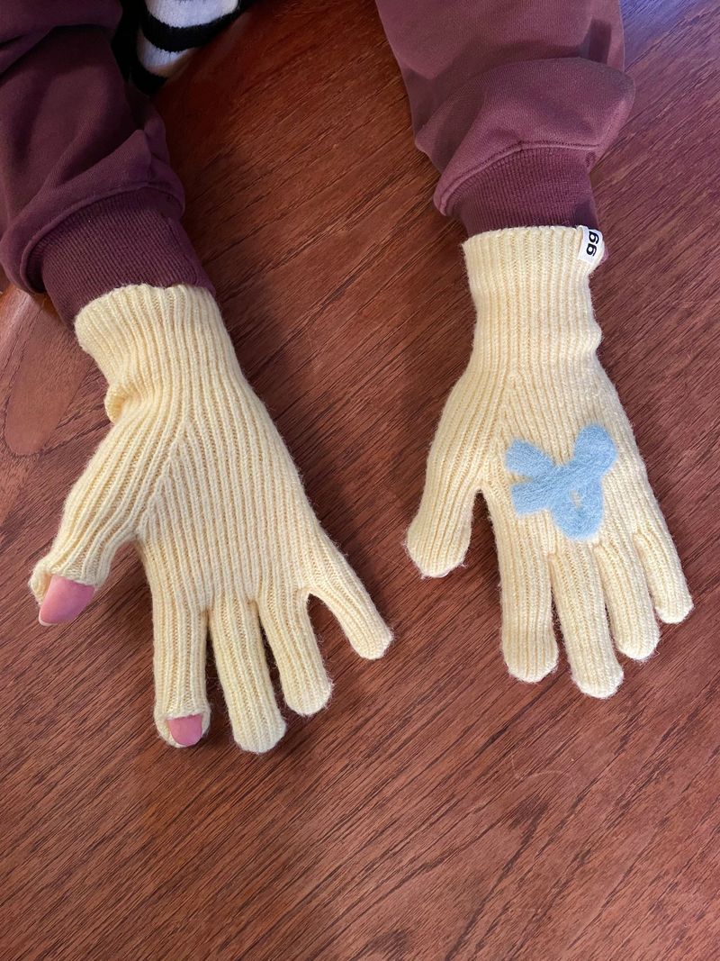 CUSTOM INITIAL KNIT RIBBON GLOVES
