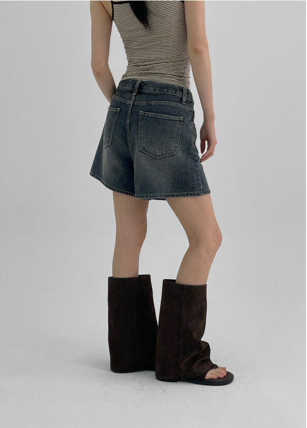 [MADE] Hanging Denim Short Pants