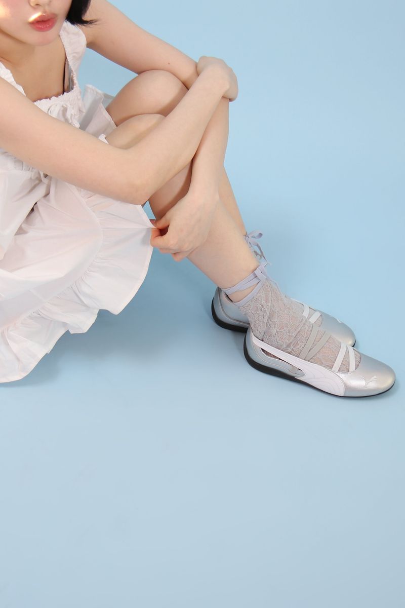 ankle strap lace socks (lavender)