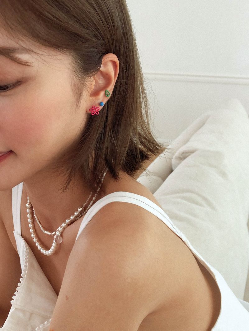 Rainbow doodle piercing (Hot pink)