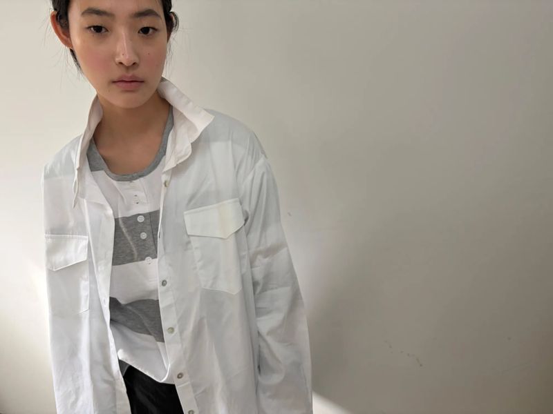 high neck glow shirt