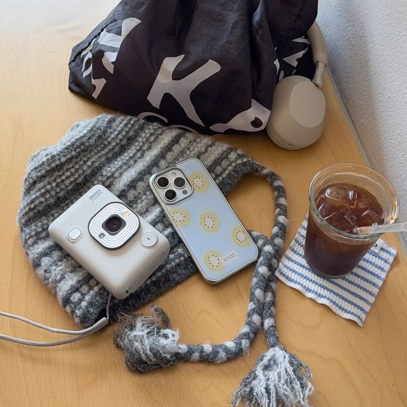 Kiwi case