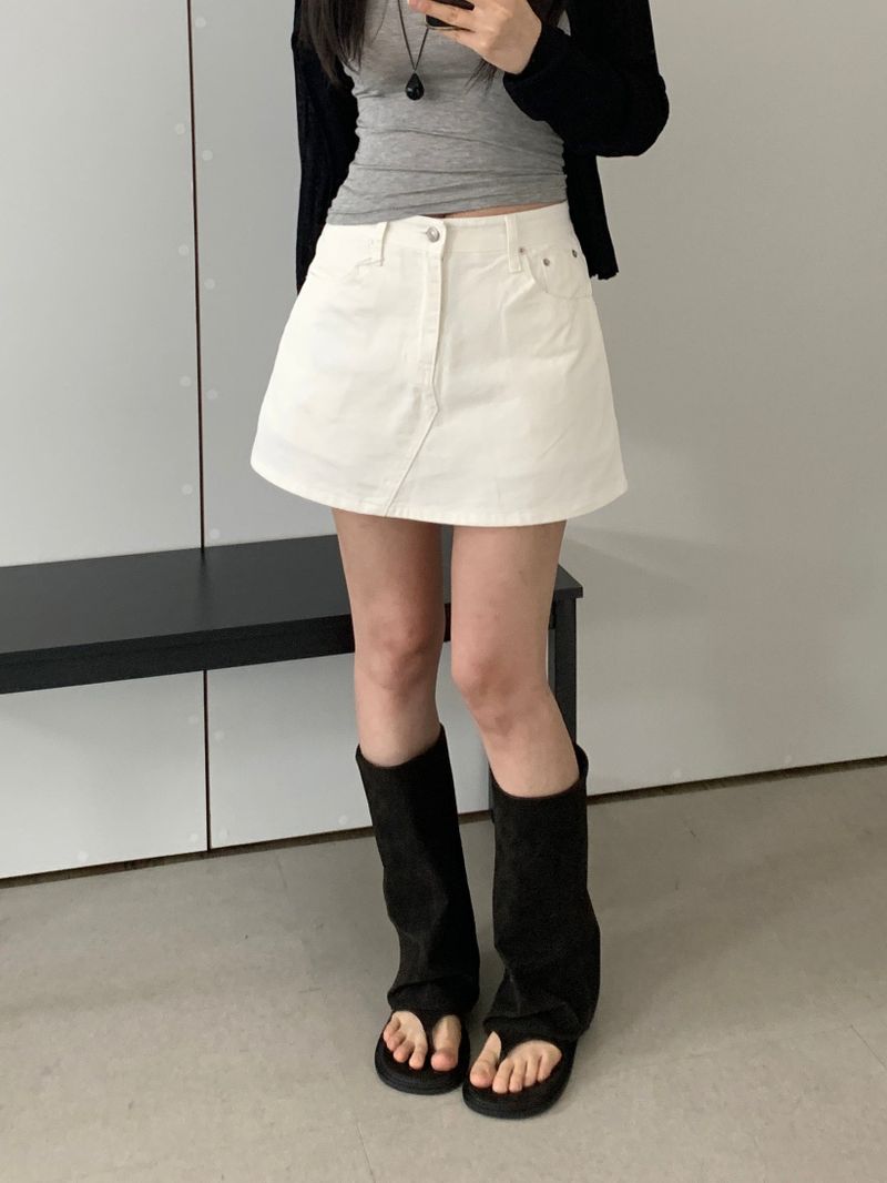 ROIA（ロイア）の「Enzo A-line Mini Skirt（Skirts）」