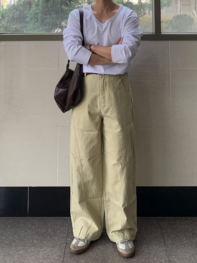 Futuro Incised Reverse Pants