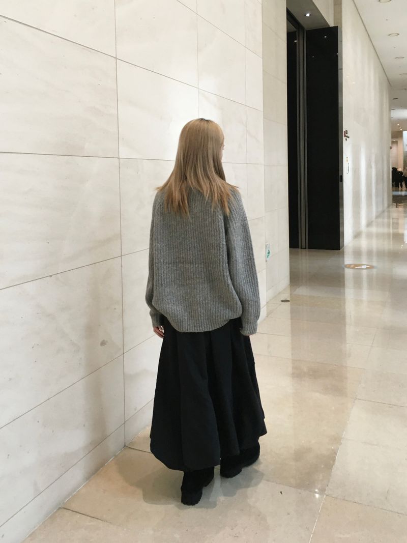 Polar Cream Suede Balloon Skirt (4c)