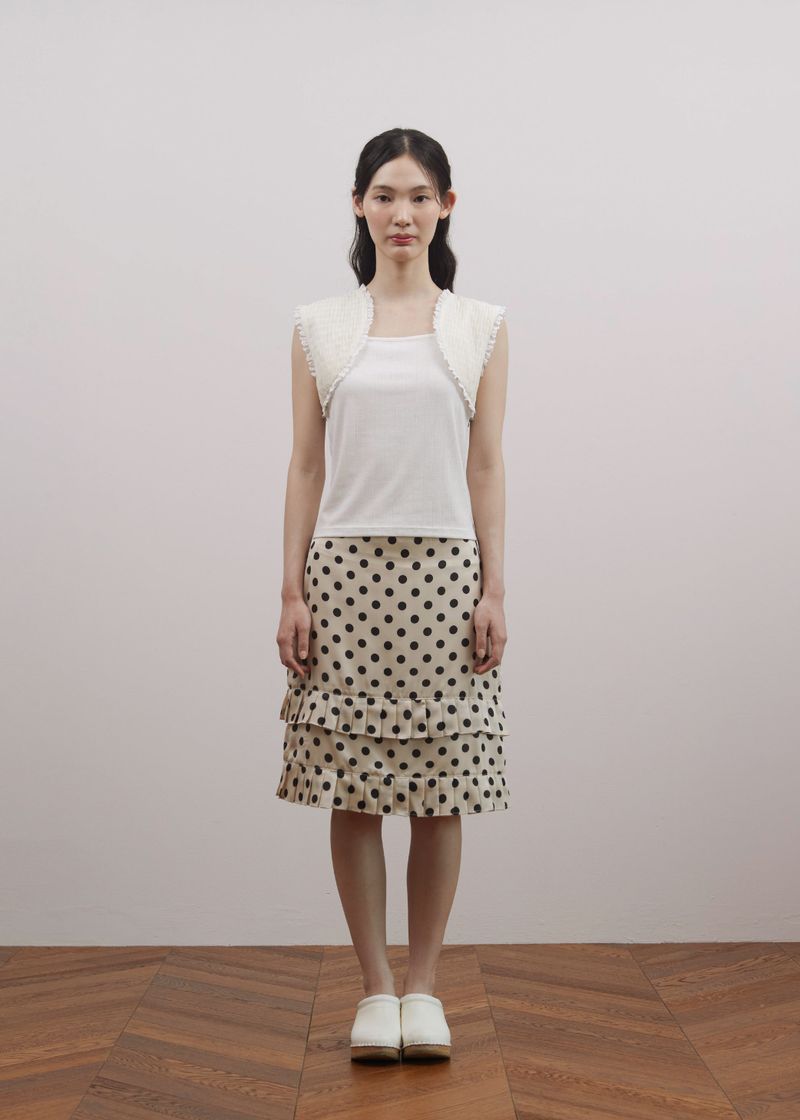 PEEVES PEEVES（ピーブズ ピーブズ）の「Dot Pleasts Skirt (Beige)（Skirts）」