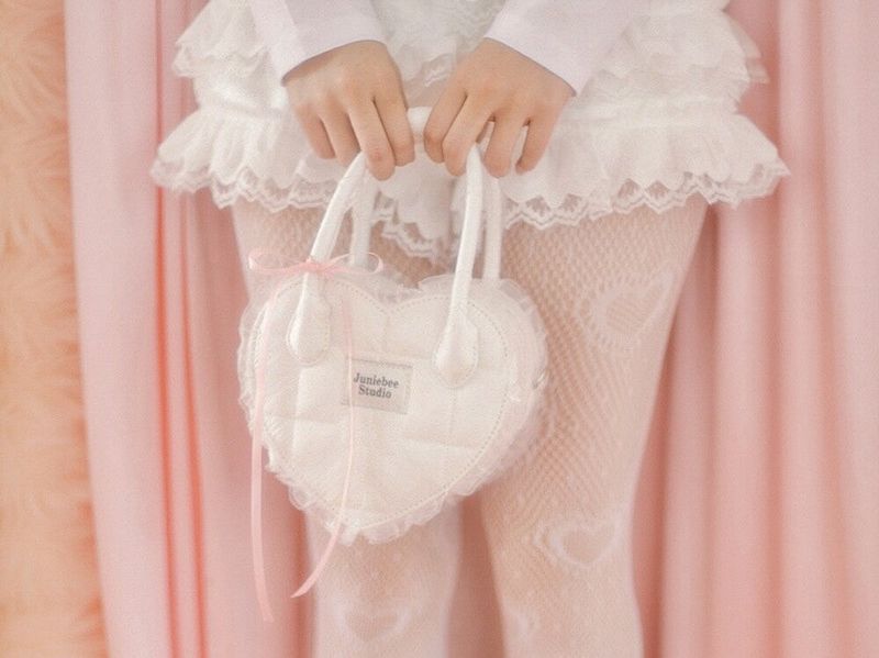 Junie Lace Heart Bag ( Ivory )