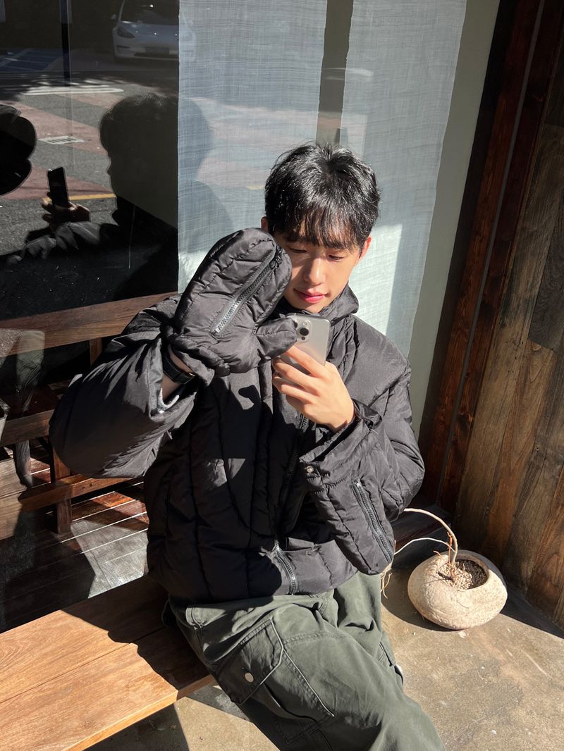 Winter Glove-Hood Puffer Jacket (3 Colors)