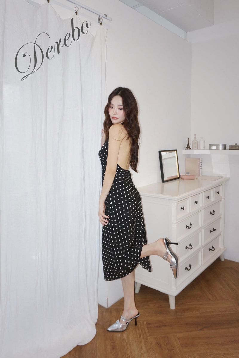 dot halter-neck sleeveless V-neck long dress