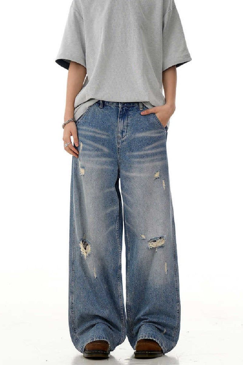 CZ Basicsの「Distressed Whiskered Straight Jeans（Pants）」
