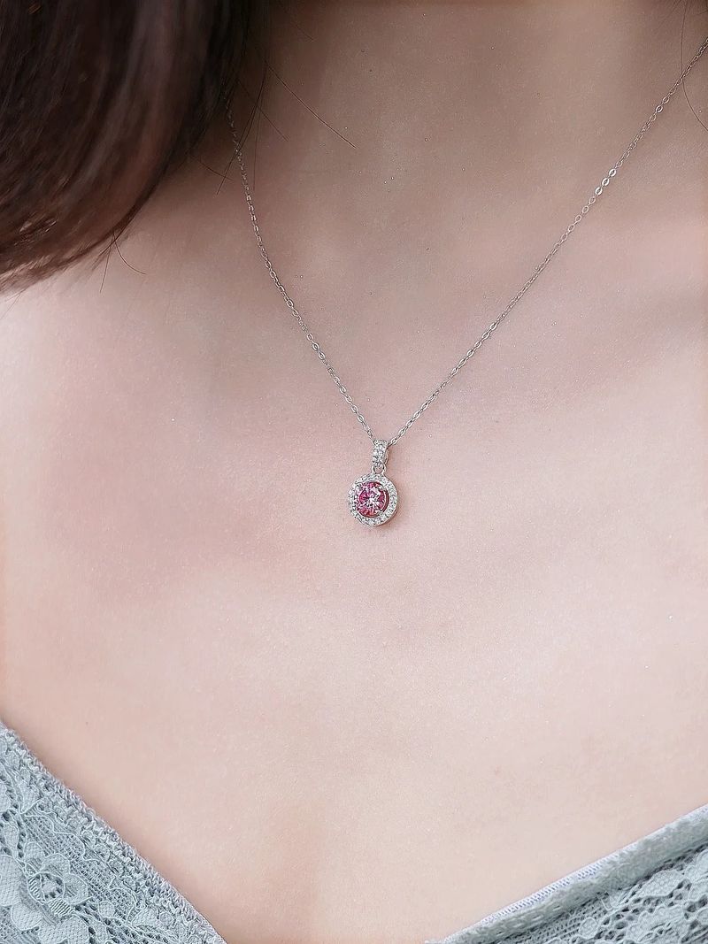 Very daily pink diamond necklace