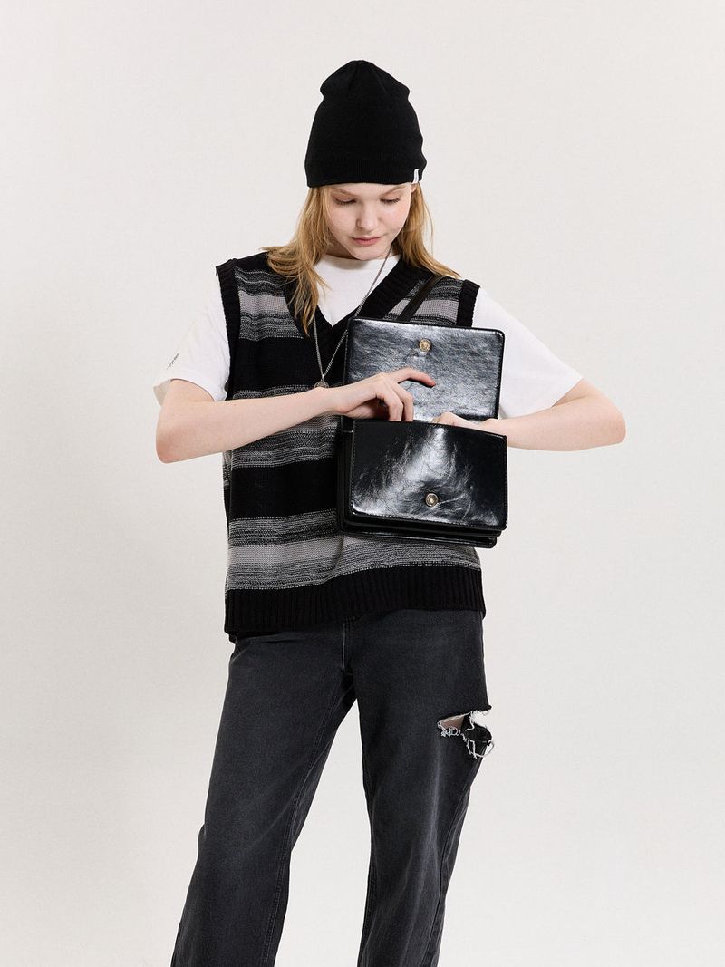 SQUARED FLAP BAG