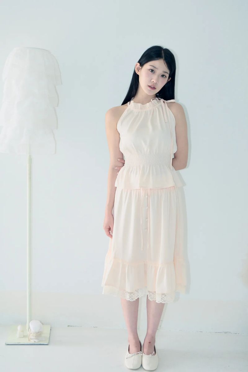Sophia halter blouse (Apricot)